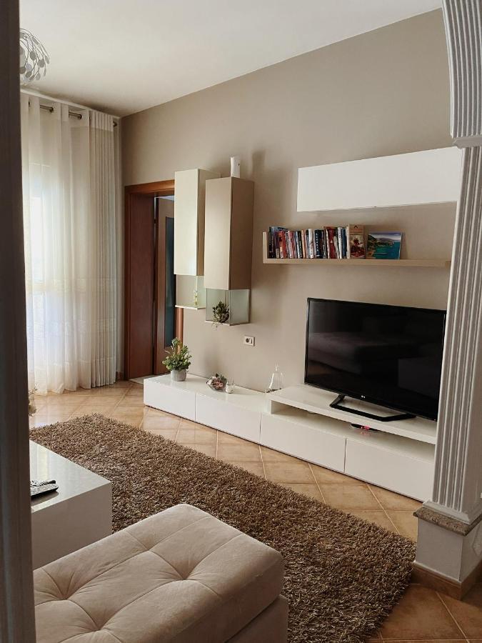 Sunkissed Centre Apartment Vlorë Exteriér fotografie